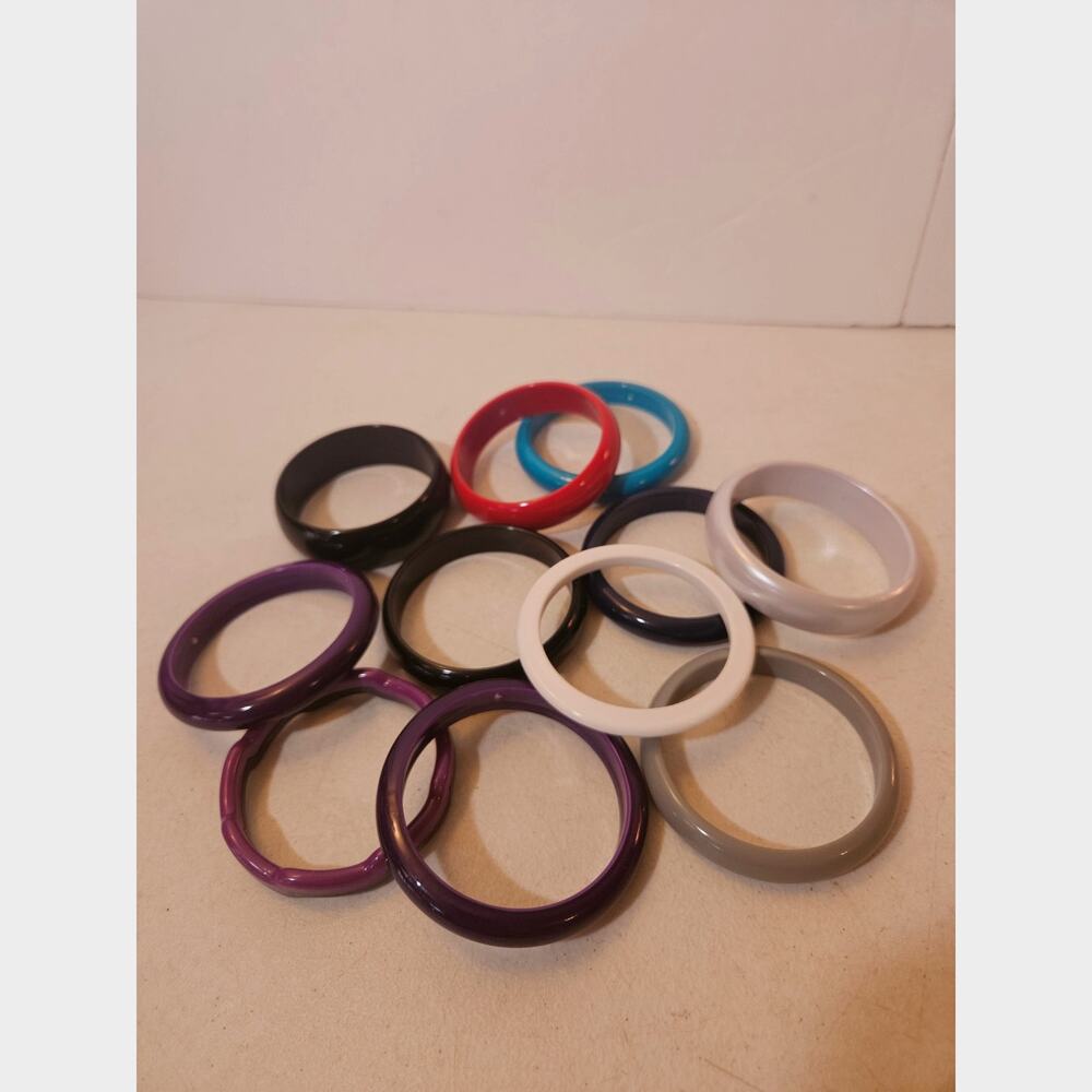 Lot of 11 Vintage Plastic Acrylic Bracelet Costume Jewelry Assorted Bundle